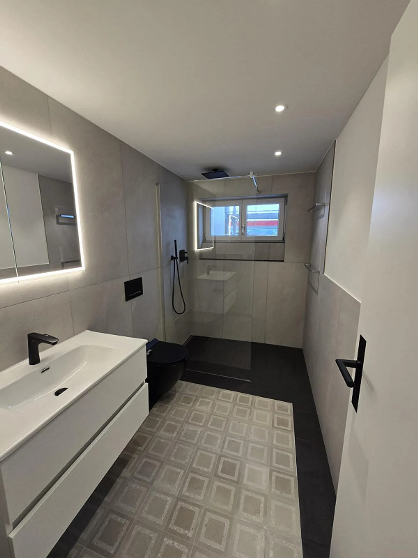 4-room apartment in ownership standard - Photo 3 of 6