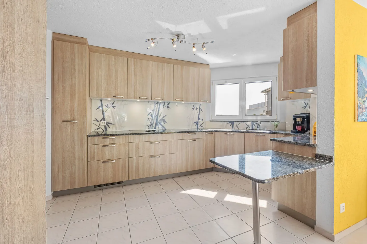 WELL LOCATED & FUNCTIONALLY DESIGNED - Photo 3 of 13