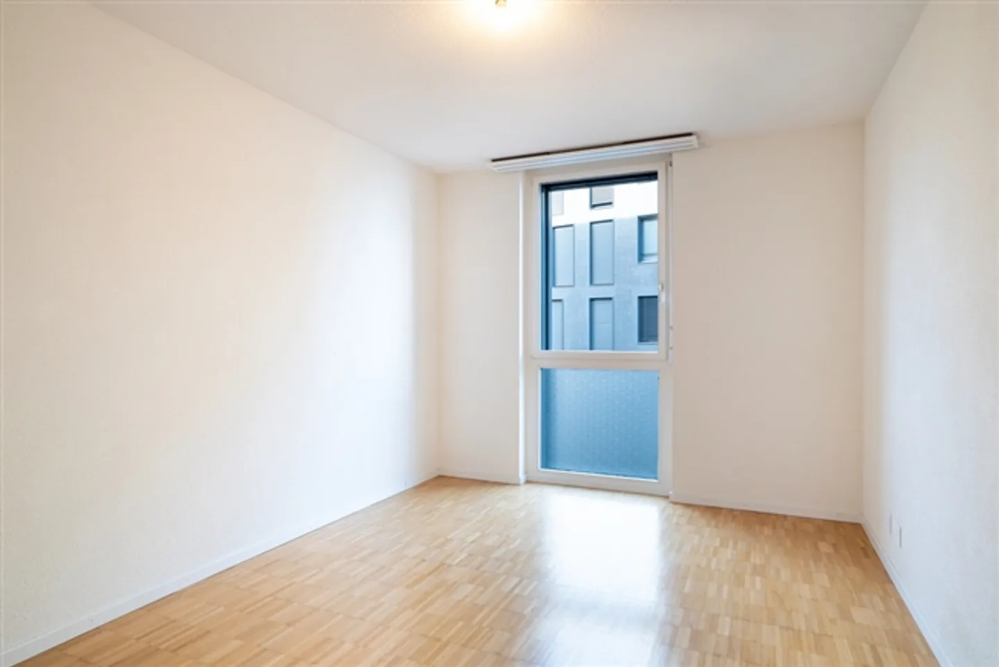 Belle appartement de 3.5 pièces avec loggia à Lausanne - Photo 8 sur 10