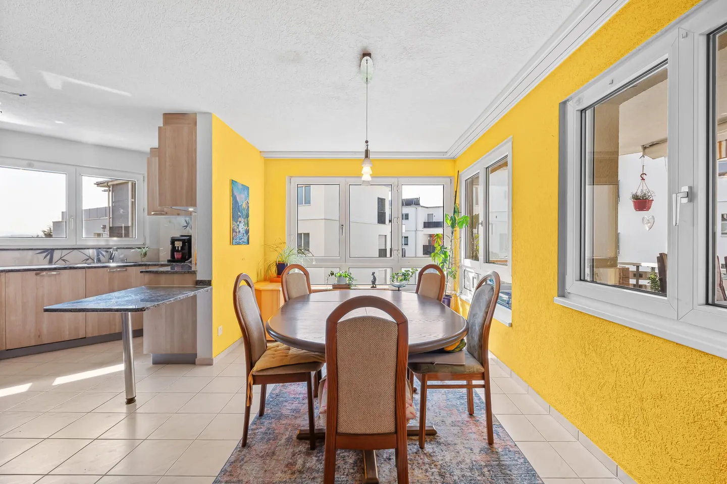 WELL LOCATED & FUNCTIONALLY DESIGNED - Photo 5 of 13