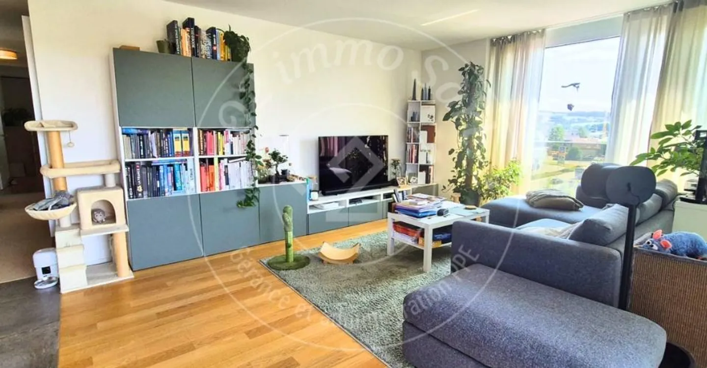 Wunderschöne 4,5 Zimmer im 5. Stock - Foto 8 von 11