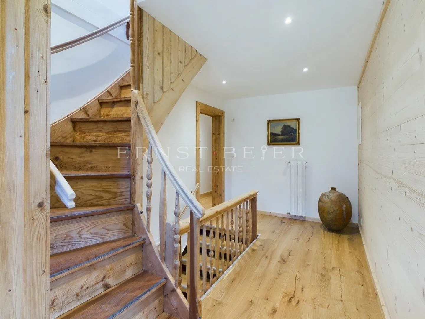 Schönes, vollständig renoviertes Herrenhaus - 2 Wohnungen - Foto 3 von 13