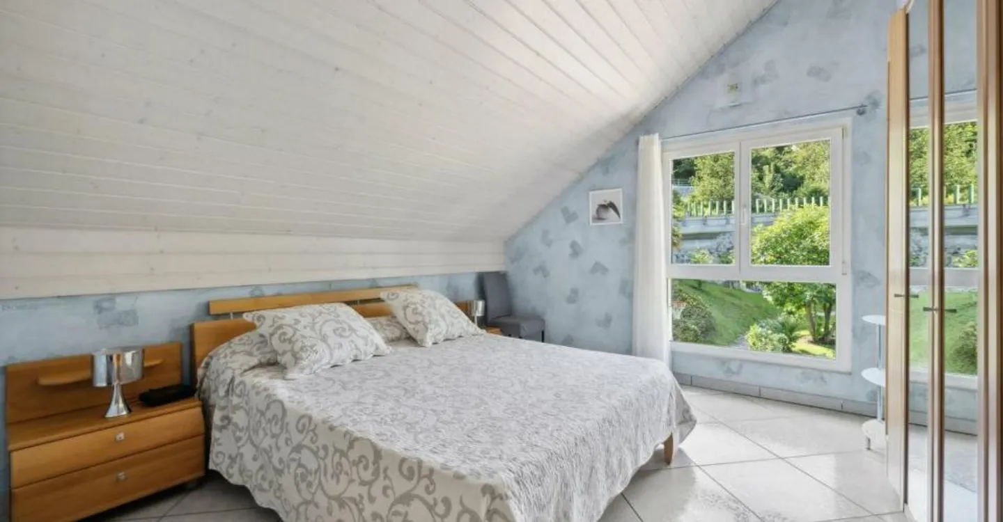 Magnificent Individual Villa in Montreux - Photo 9 of 13