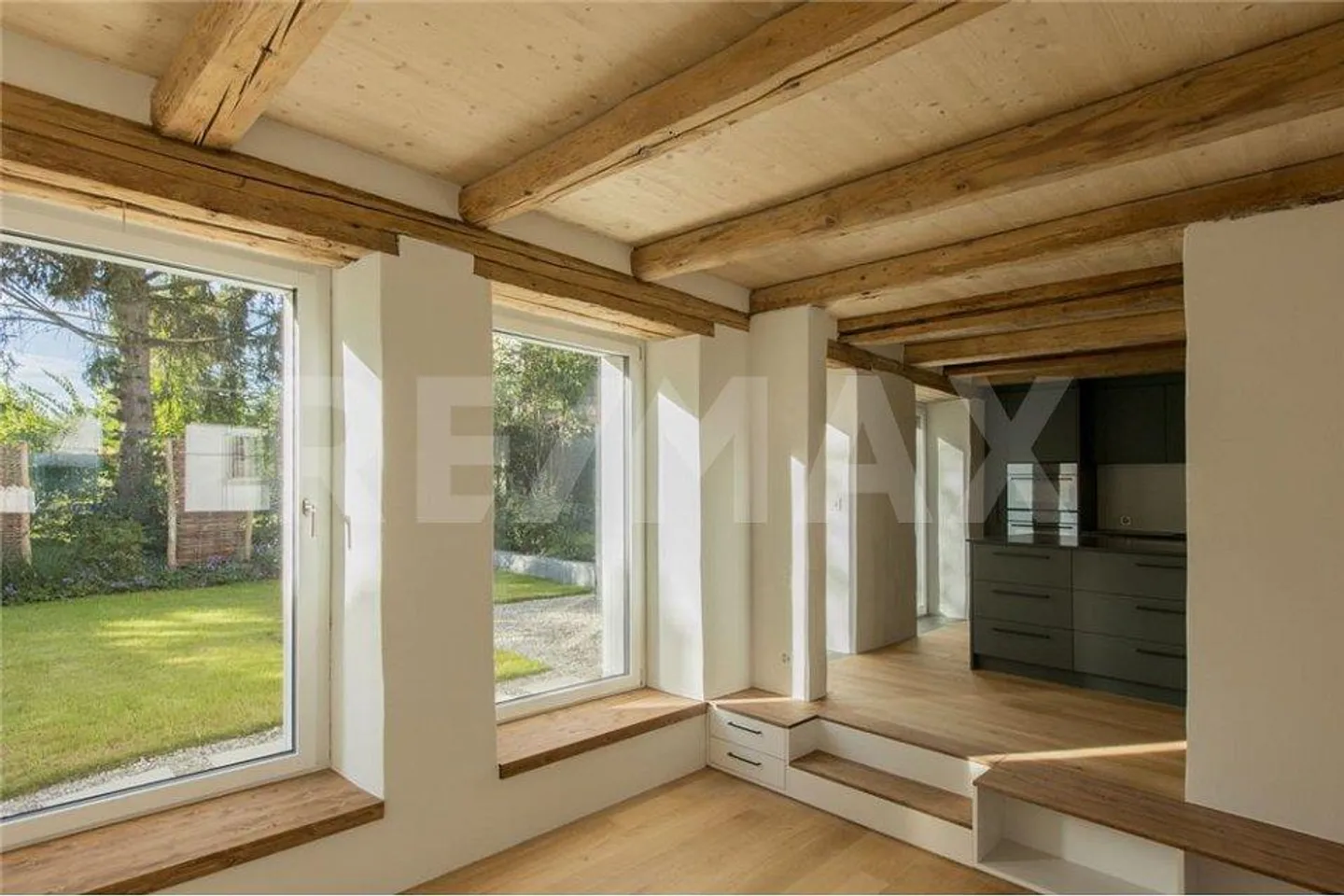 Modern Living Experience in the Countryside – 6.5-Room House with Building Rights or Land Purchase - Photo 6 of 12