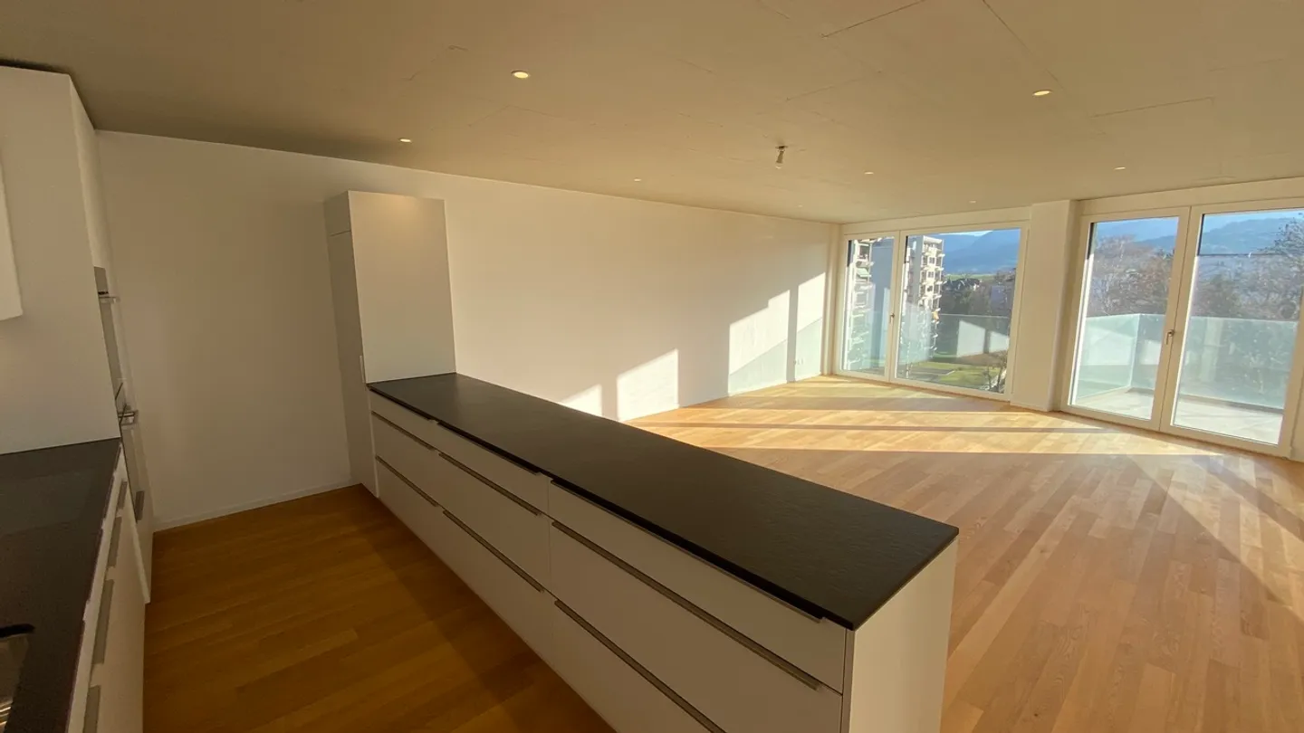 Appartement de 5,5 pièces de haut standing avec ascenseur - Photo 3 sur 30