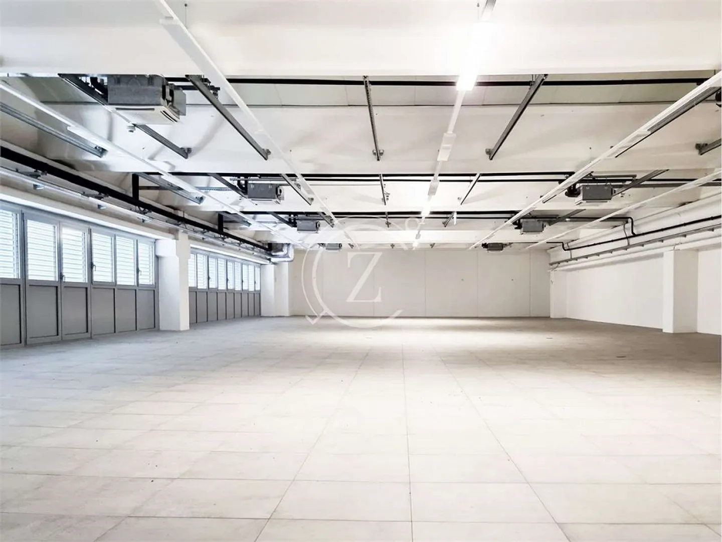 Affittasi ufficio a Balerna 477 MQ - Foto 1 di 3