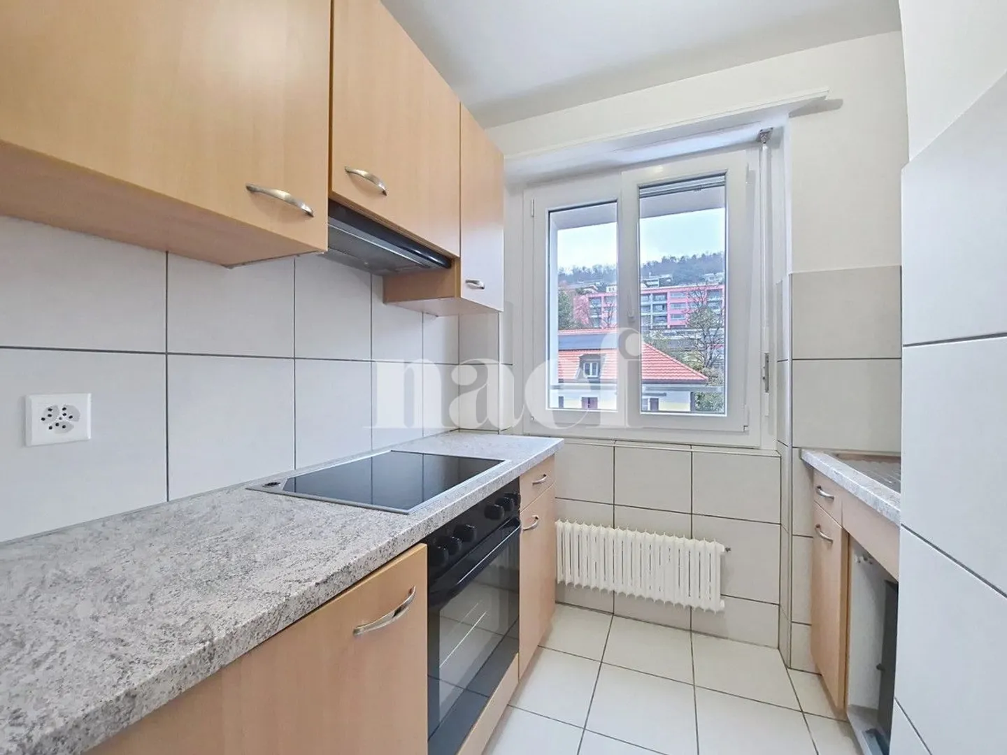 Apartment - Photo 2 of 4