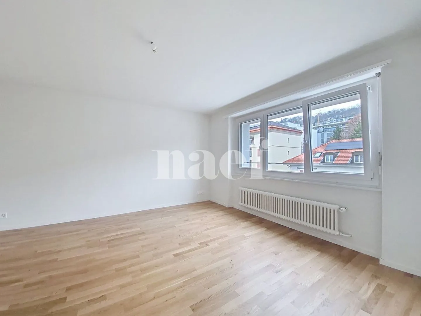 Apartment - Photo 3 of 4