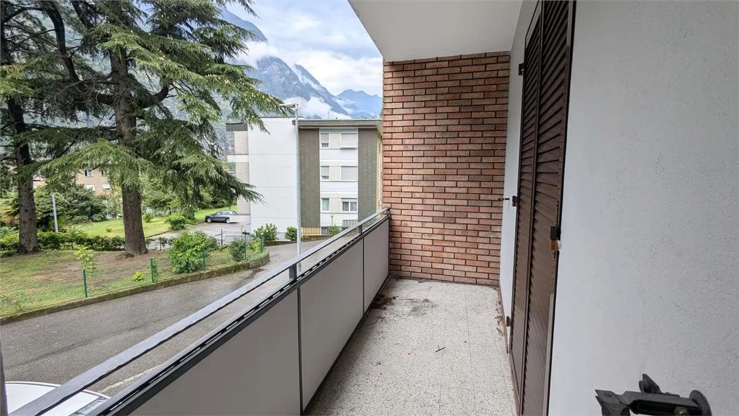 Bodio, bright 3.5-room apartment with large balcony - Photo 3 of 10