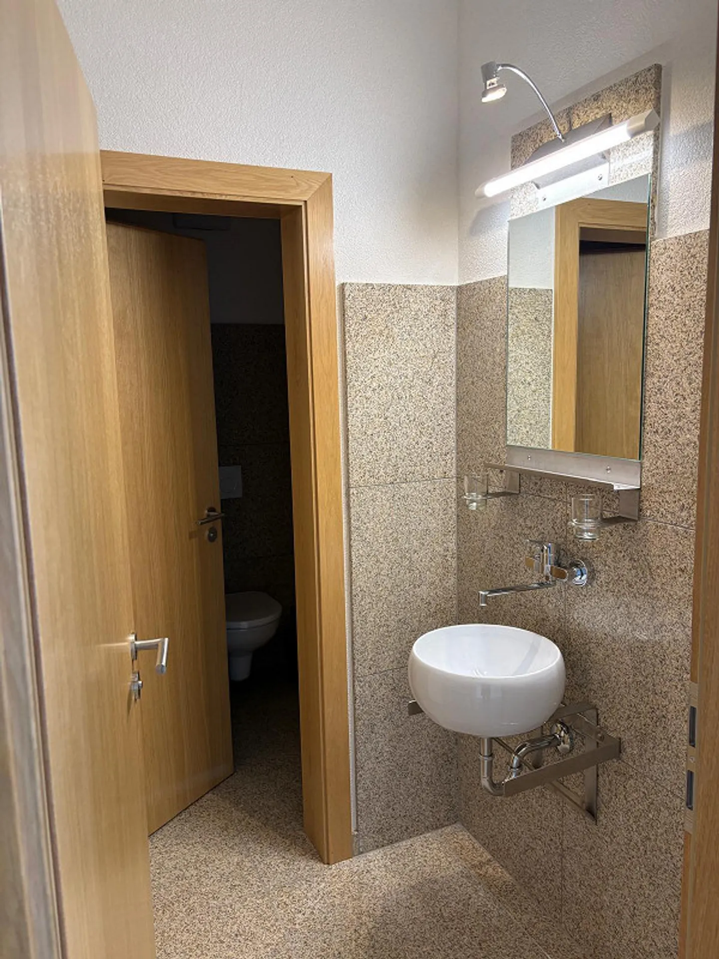 Noble Office - Photo 8 of 9