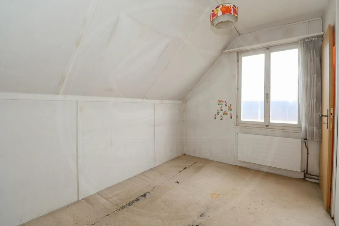 Casa unifamiliare con grande capannone a Schafisheim - proprietà ideale per investitori e artigiani - Foto 6 di 13