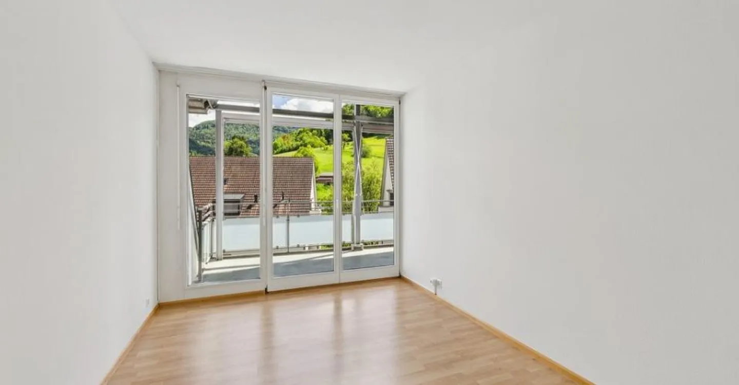 Geräumige Wohnung mit einzigartigem Dachspitz - Foto 7 von 9