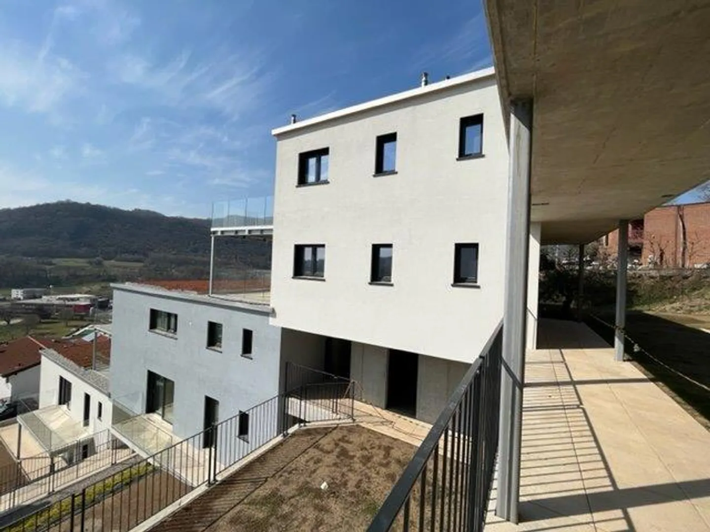 MENDRISIO: 3.5 LOC. NEU PANORAMISCH - Foto 5 von 12