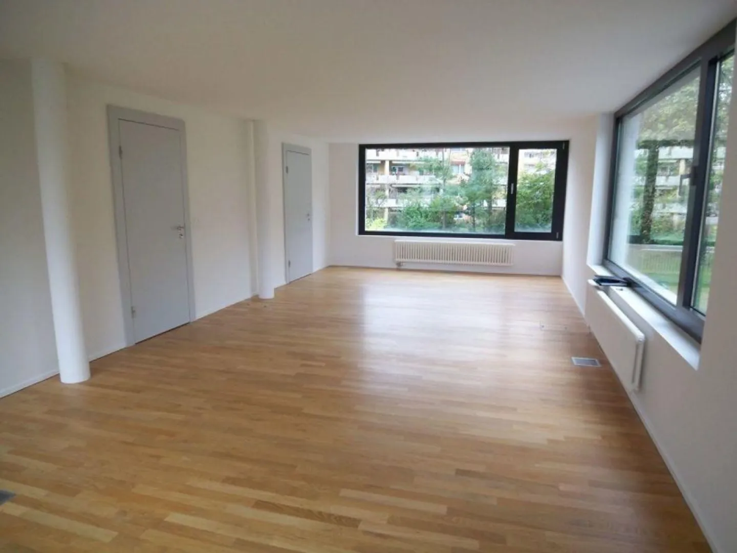 Office space in a historic building - Photo 3 of 9