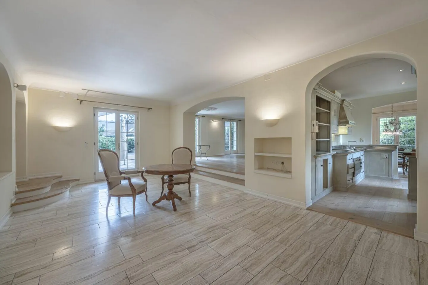 Charmante Villa mit Umschwung und viel Privatsphäre - Foto 9 von 14