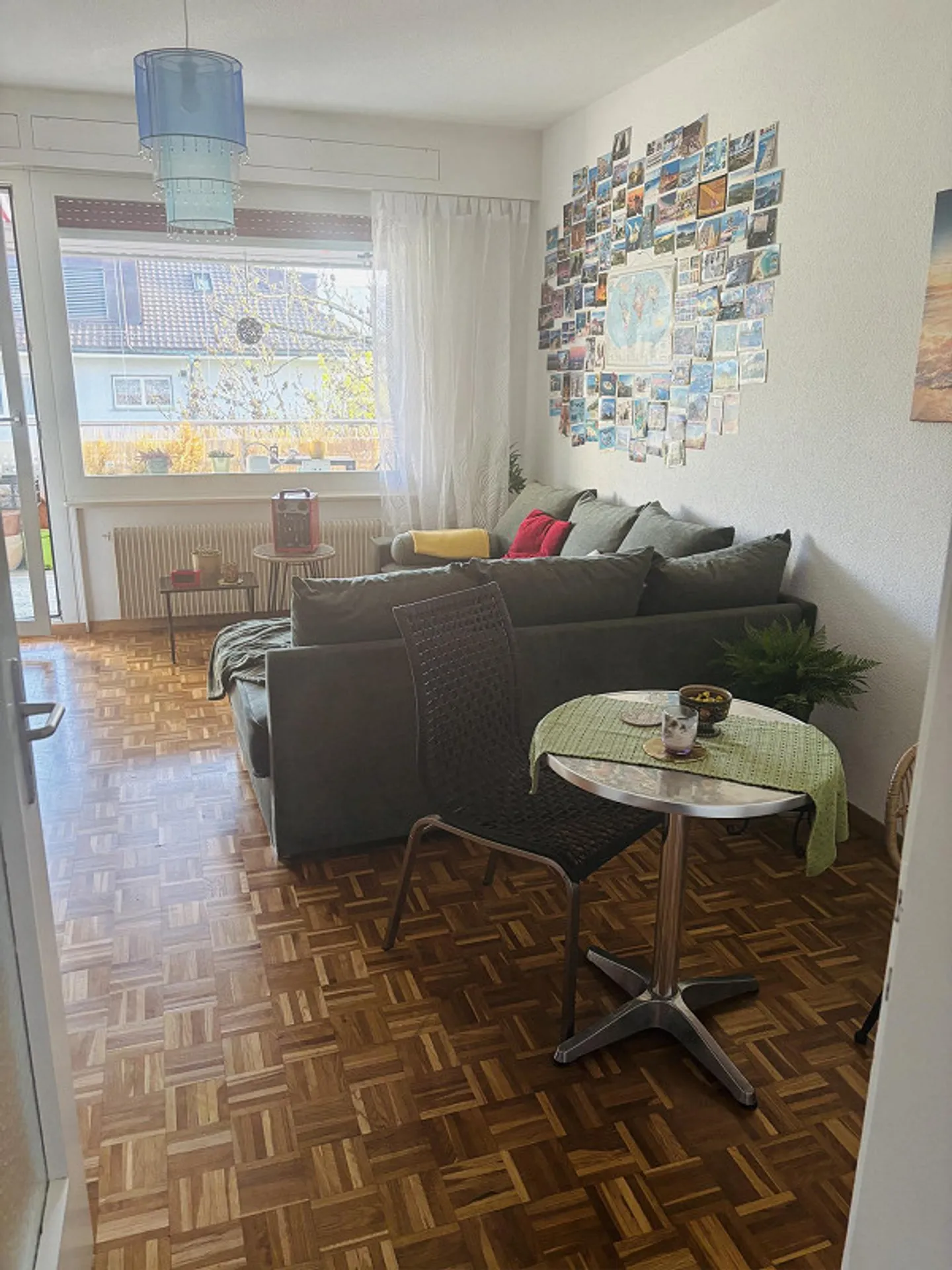 Ampio appartamento monolocale con grande balcone - Foto 2 di 8