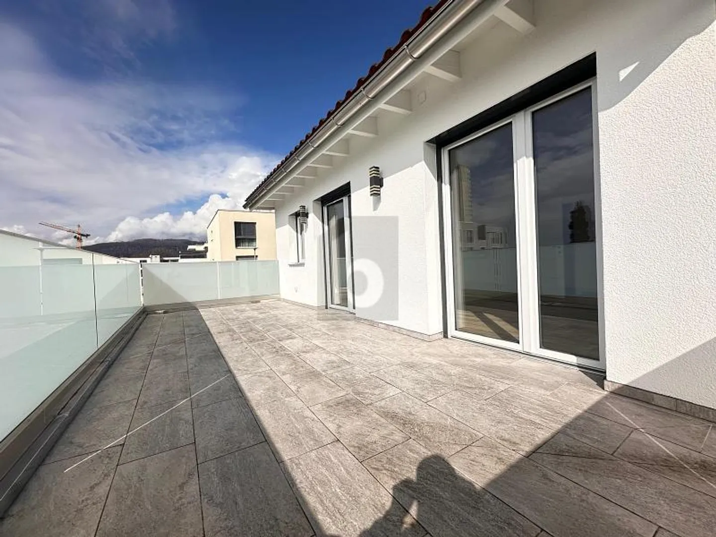 Penthouse for rent - Photo 1 of 6
