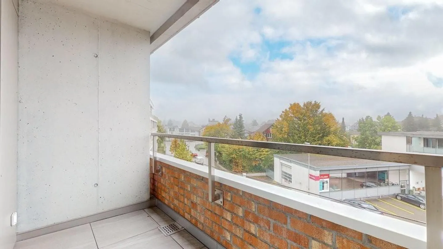 Appartamento singolo confortevole con enorme terrazza - Foto 7 di 10