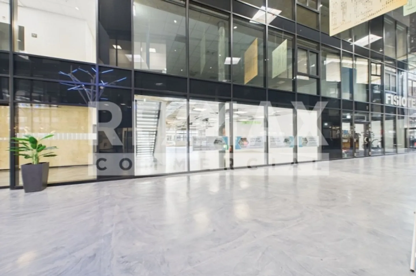 2 Room apartment - Photo 3 of 13