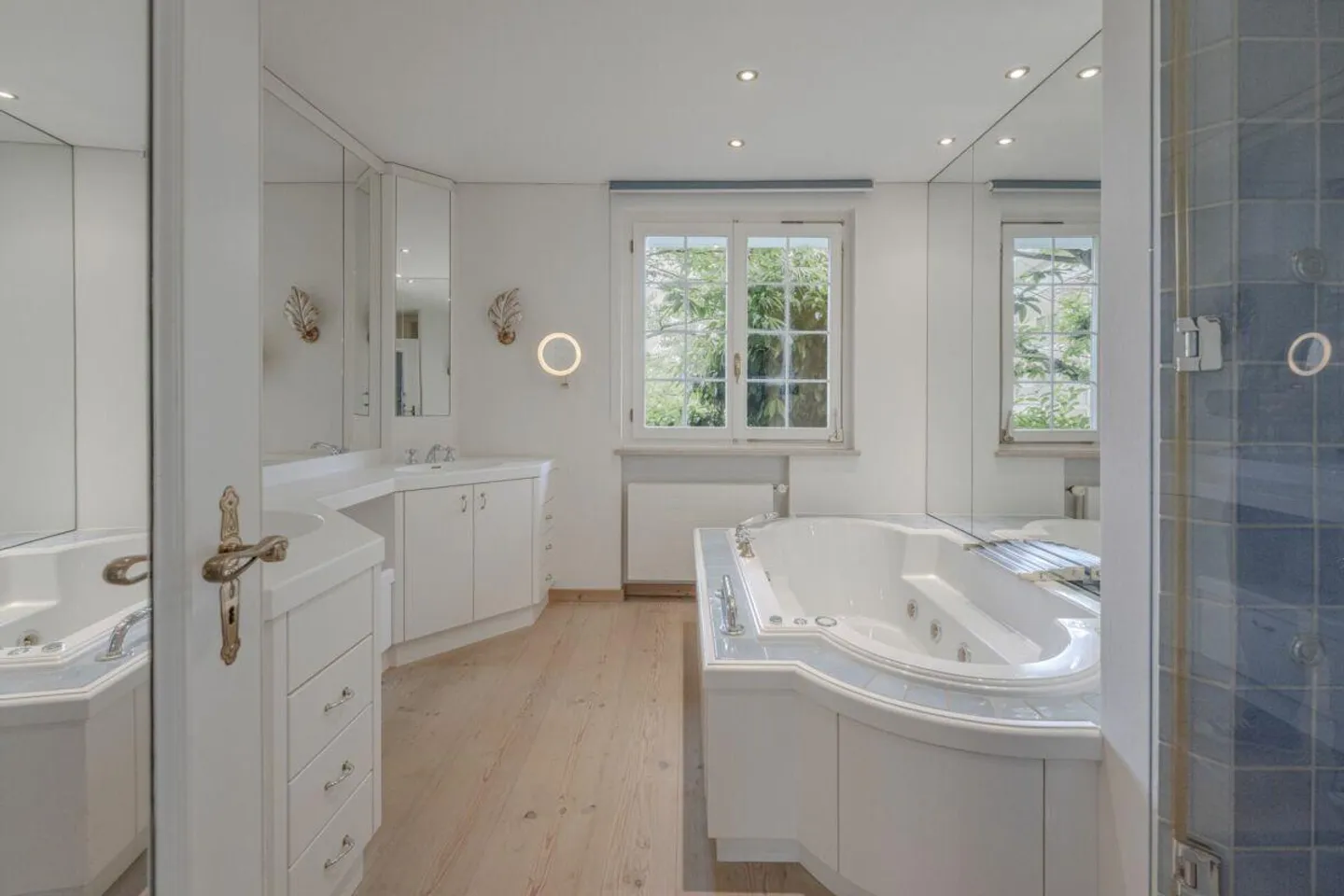 Charmante Villa mit Umschwung und viel Privatsphäre - Foto 11 von 14