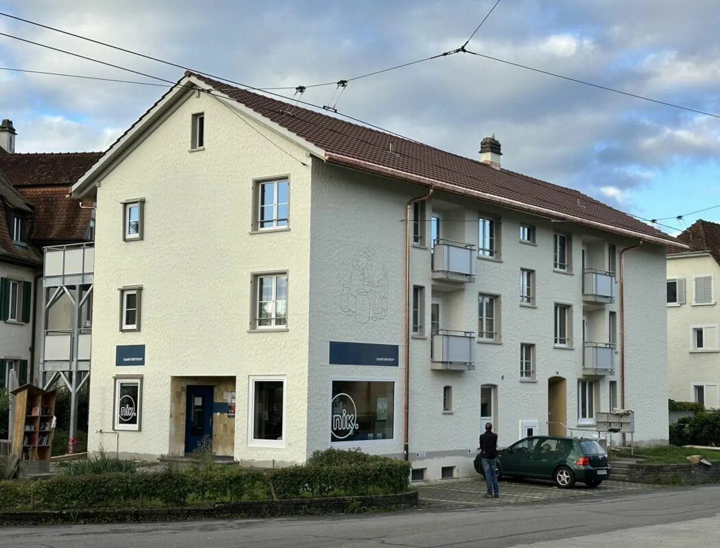 Appartements de 4,5 pièces fraîchement rénovés avec un très grand balcon - Photo 1 sur 11