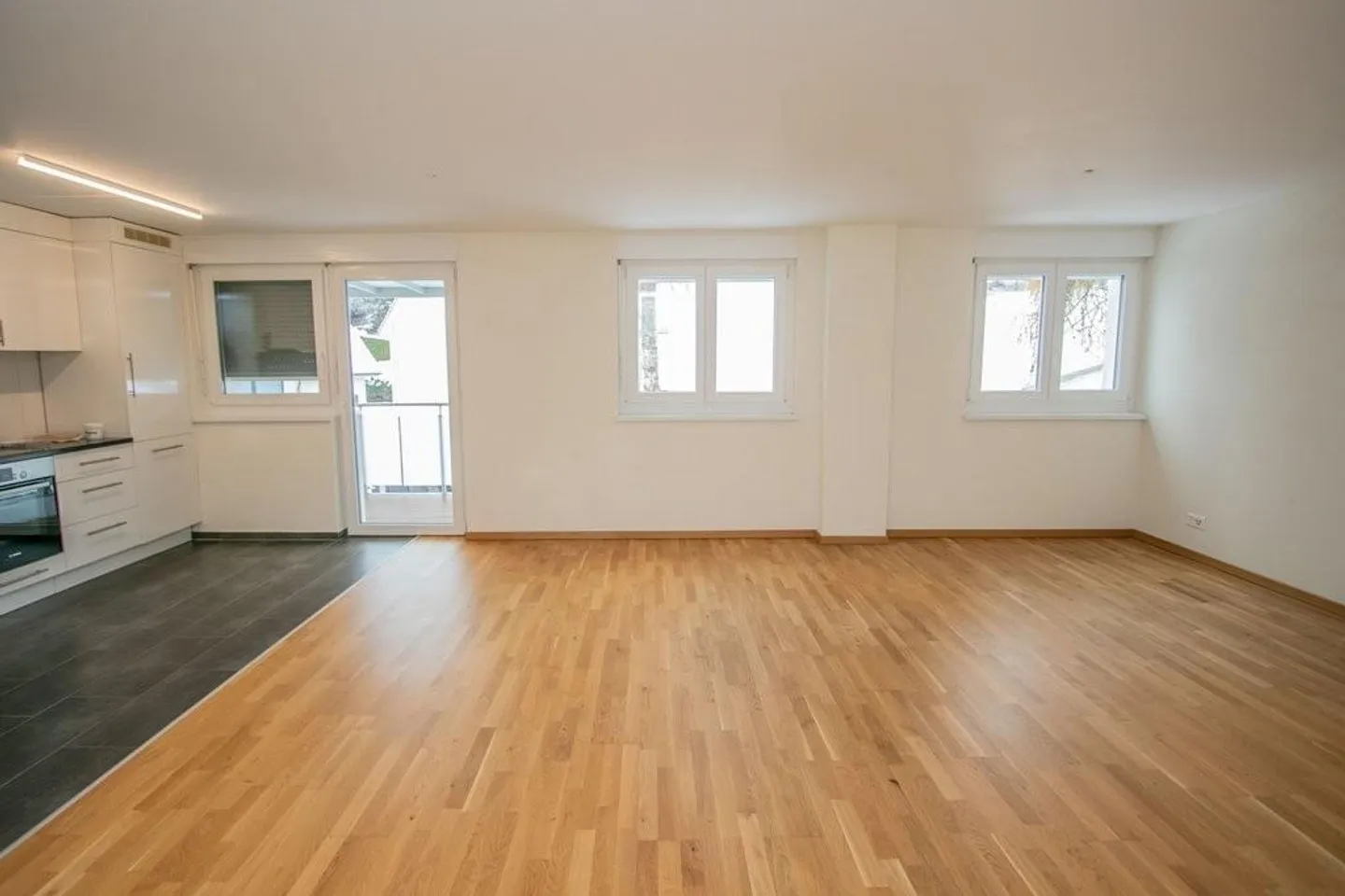 1 Mese di Affitto Gratis - Moderno Appartamento di 2.5 Stanze a Herisau - Foto 2 di 7