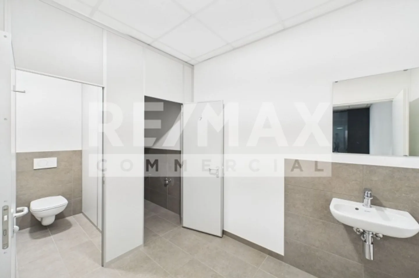 2 Room apartment - Photo 12 of 13