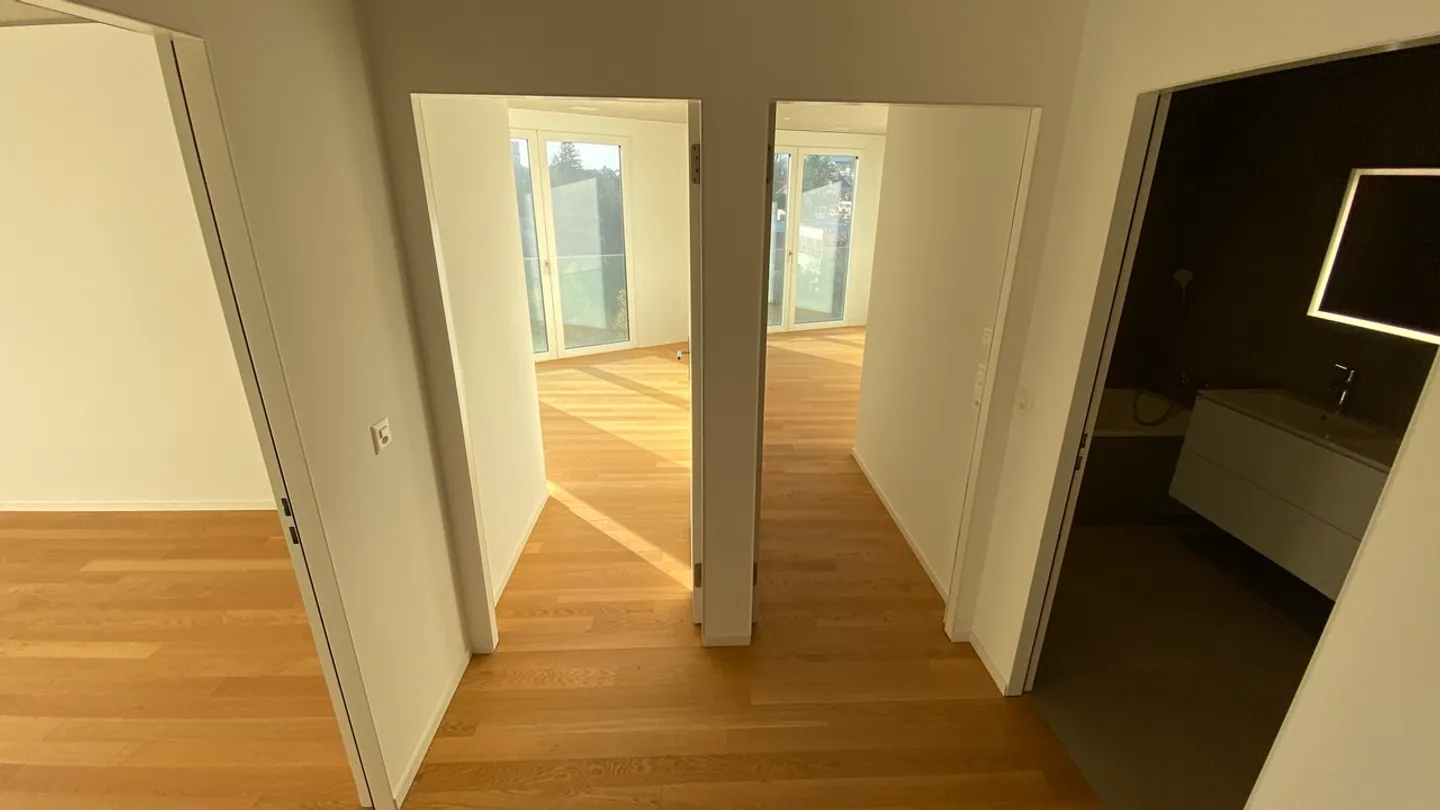 Appartement de 5,5 pièces de haut standing avec ascenseur - Photo 9 sur 30