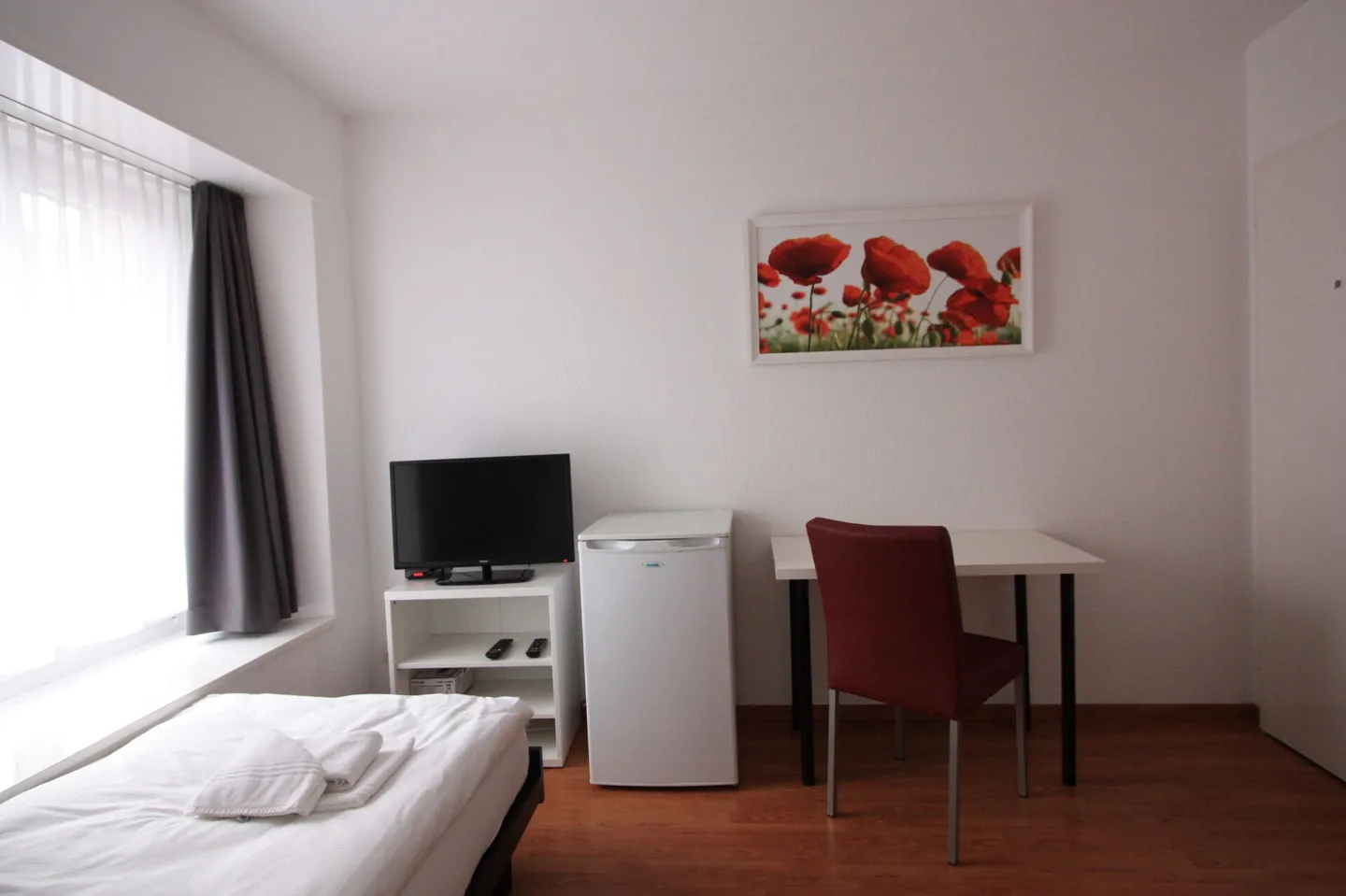 Unmöbliertes Einzelzimmer in Hägglingen - Foto 2 von 4