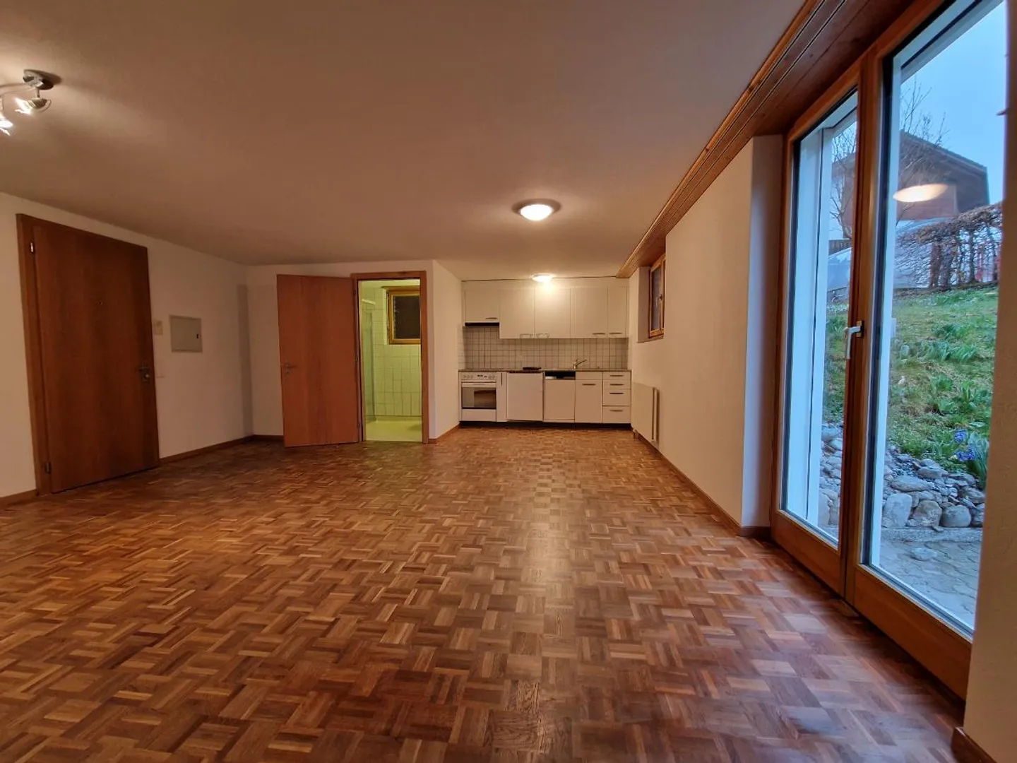 2.5 Room Apartment - Photo 1 of 5