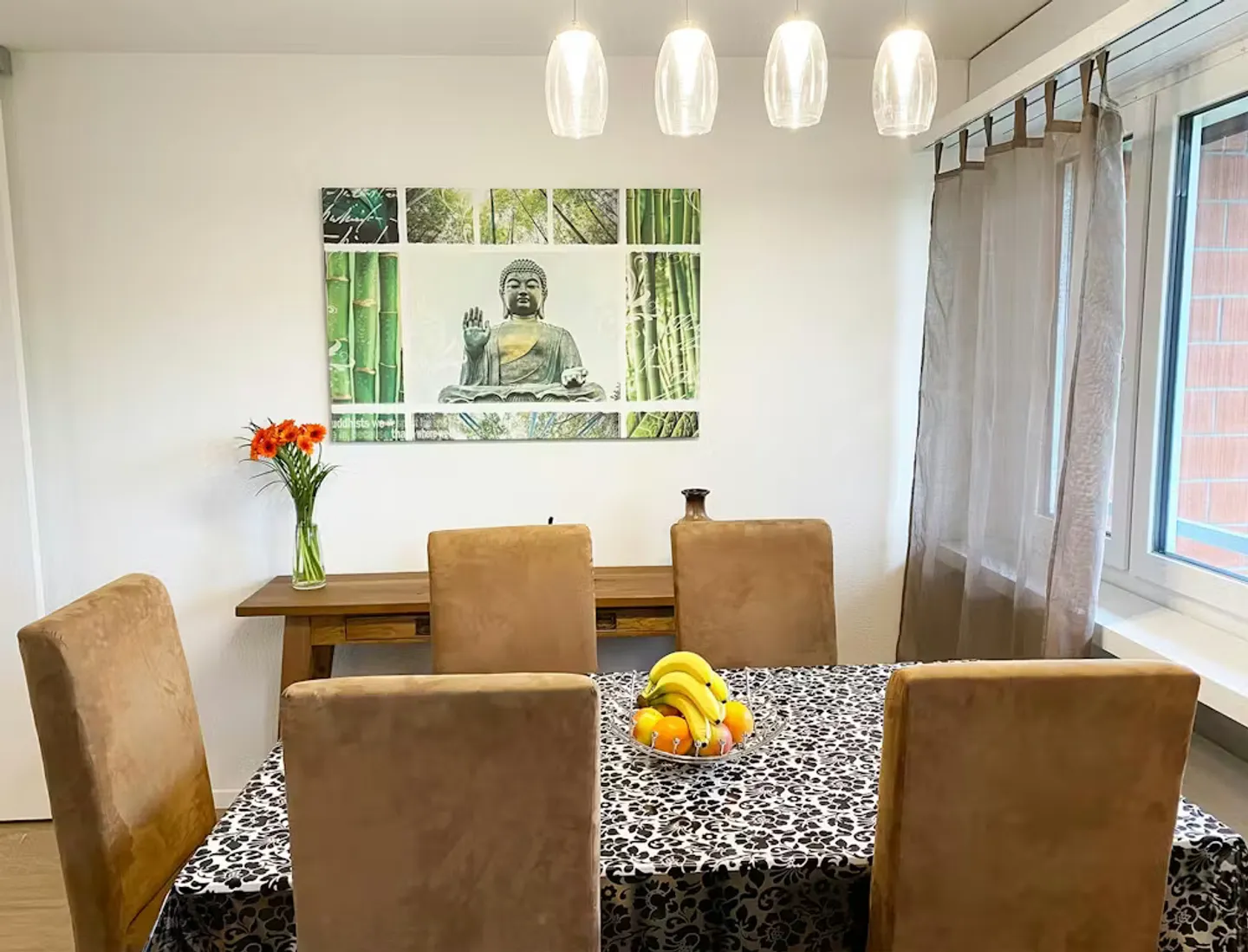 Charmantes Chalet in Wallisellen - Foto 9 von 10