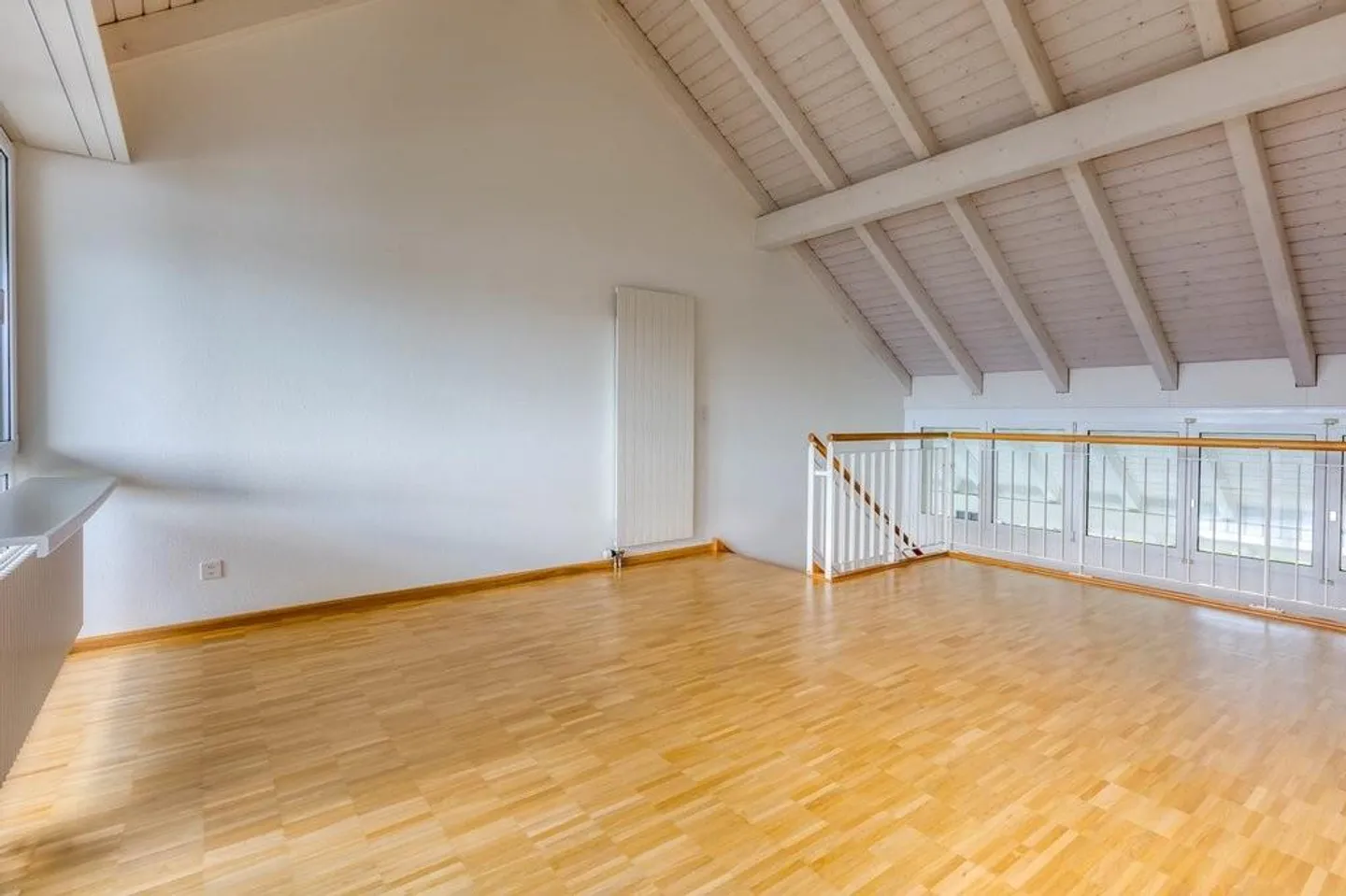 Appartement mansardé au calme - Photo 8 sur 10