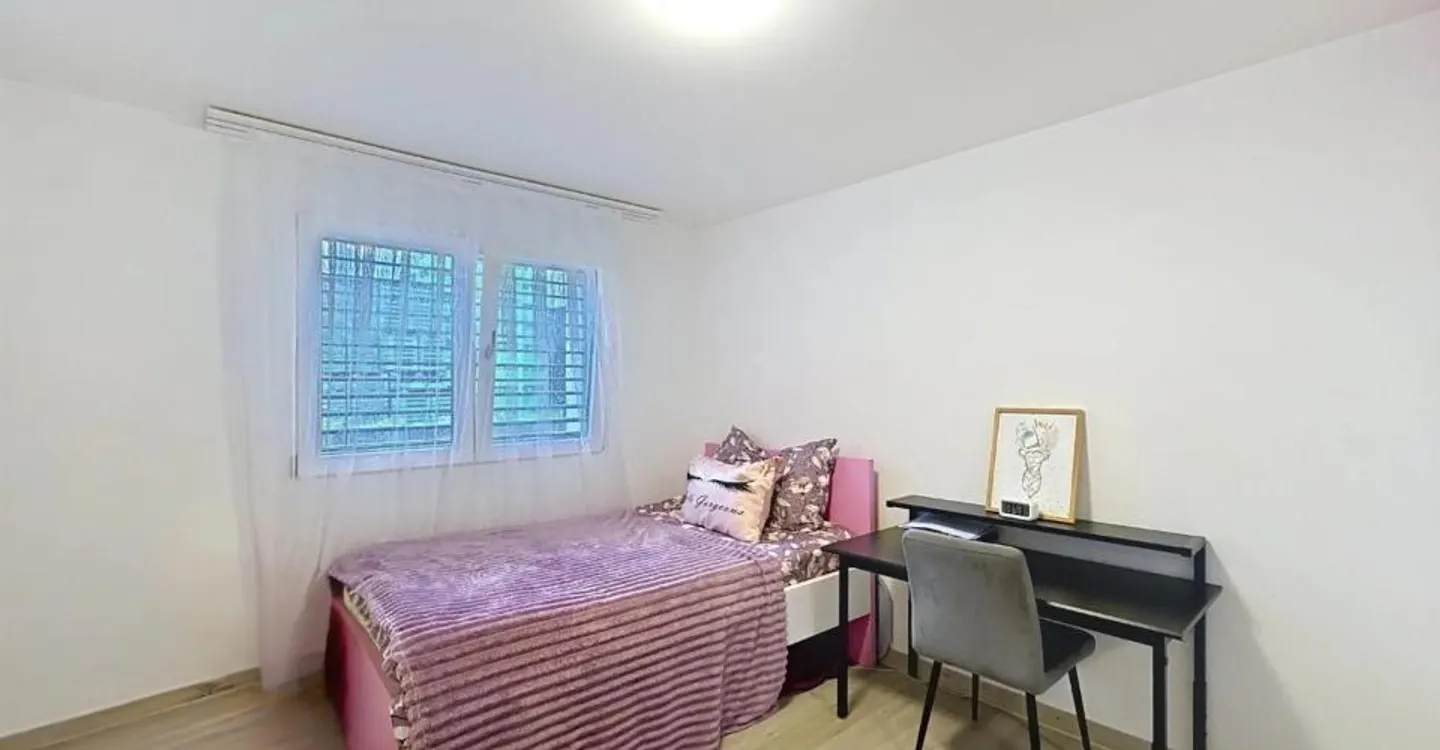 Villa moderna con doppio potenziale - Foto 7 di 8