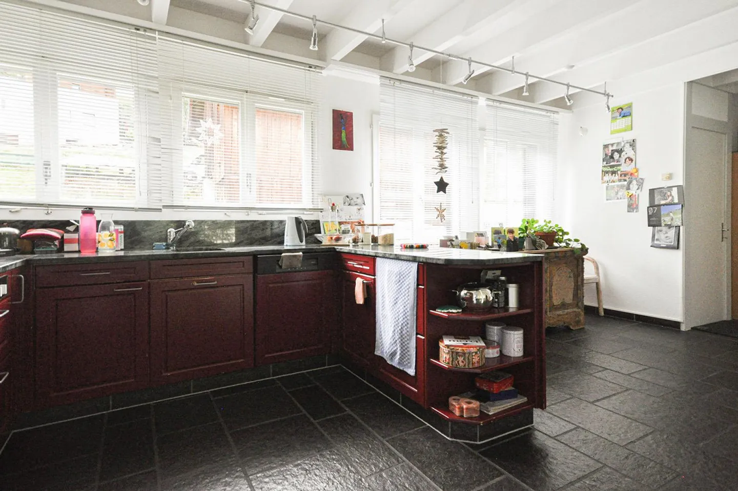 Appartamento affascinante di 4,5 stanze con garage a Scuol (Sent) - Foto 11 di 27