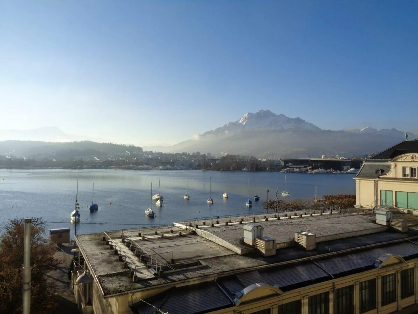 1½-room apartment with fantastic view - Photo 2 of 4