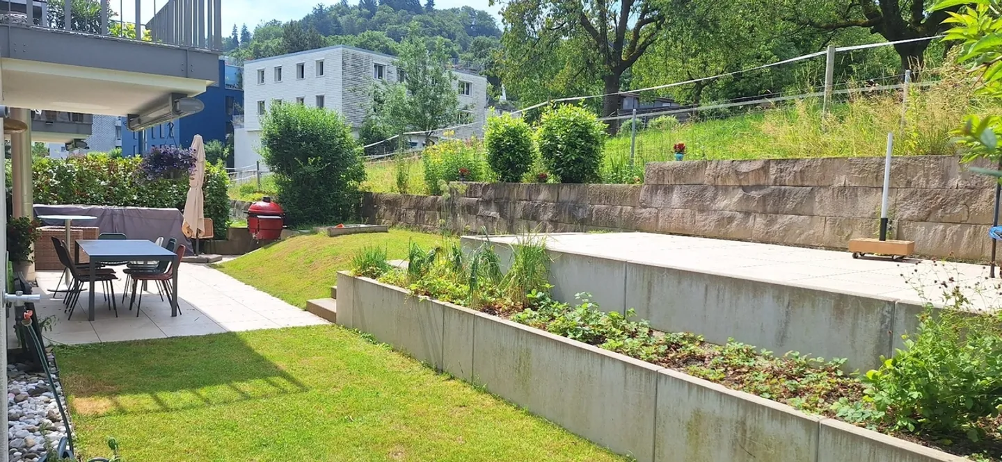Grosszügige Gartenwohnung mit modernem Komfort und Minergie Plus Standard in Wädenswil - Foto 10 von 12