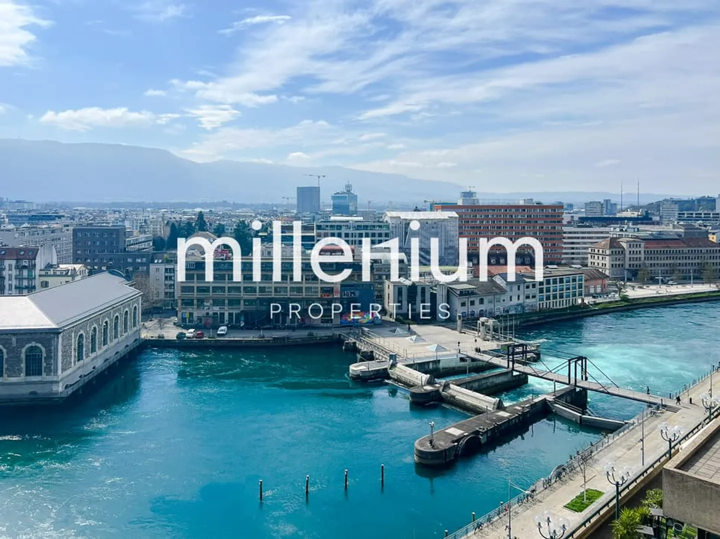 Appartement d'exception en face du Rhône - Foto 1 di 13