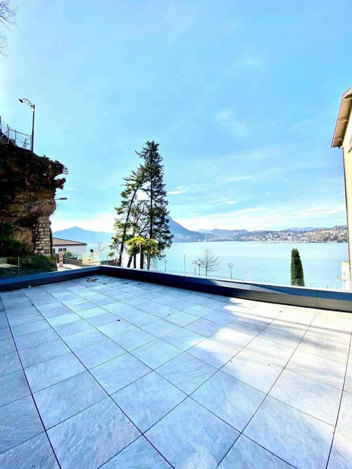 Villa de luxe moderne à Castagnola avec vue sur le lac - Photo 2 sur 13