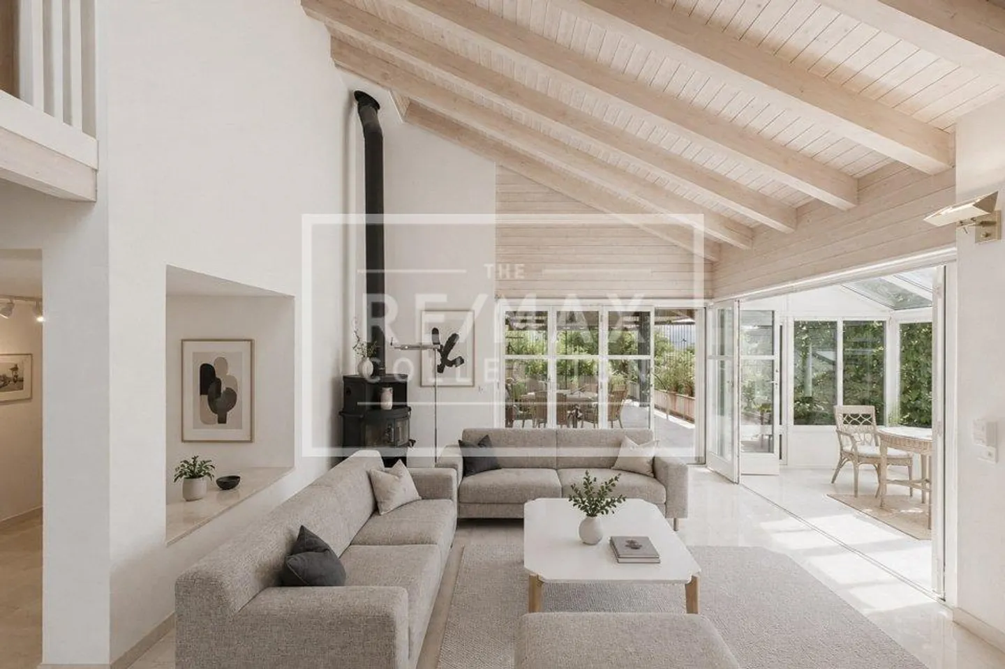 5.5 Room Terrace Apartment with Far-Reaching Views - Photo 1 of 13