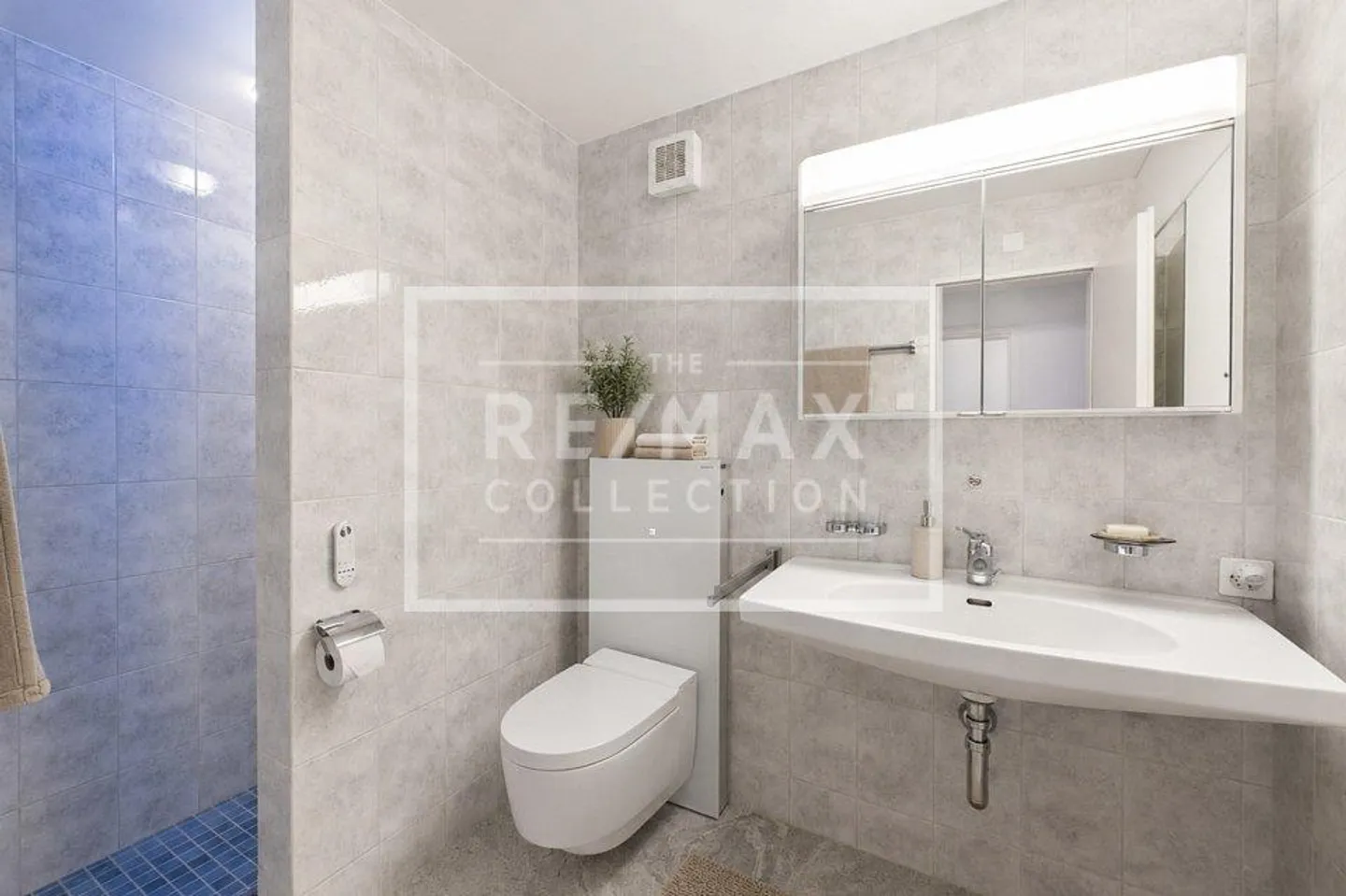 5.5 Room Terrace Apartment with Far-Reaching Views - Photo 7 of 13