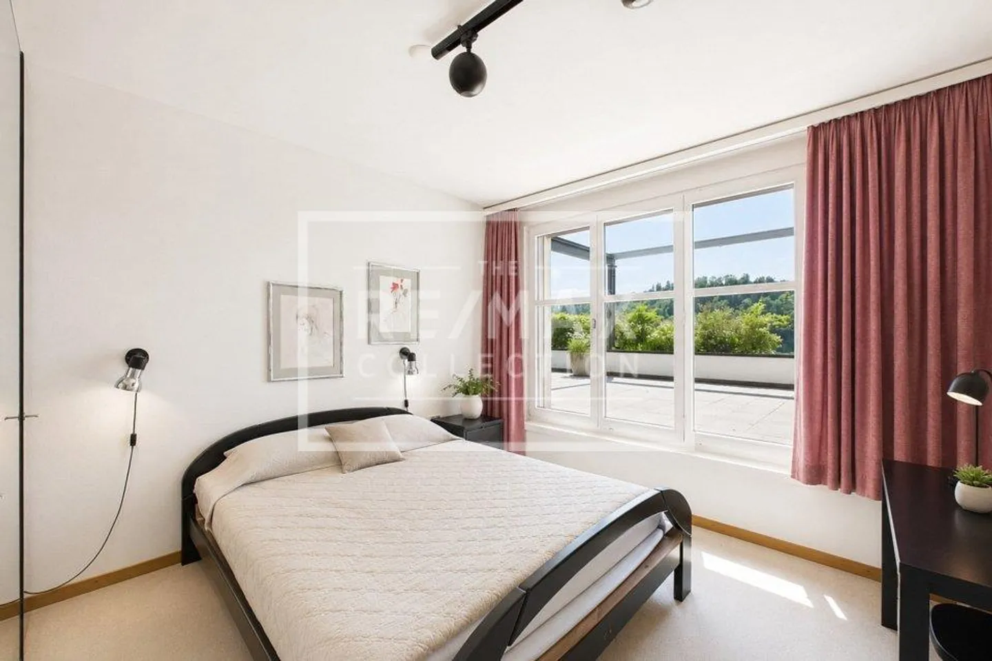5.5 Room Terrace Apartment with Far-Reaching Views - Photo 9 of 13