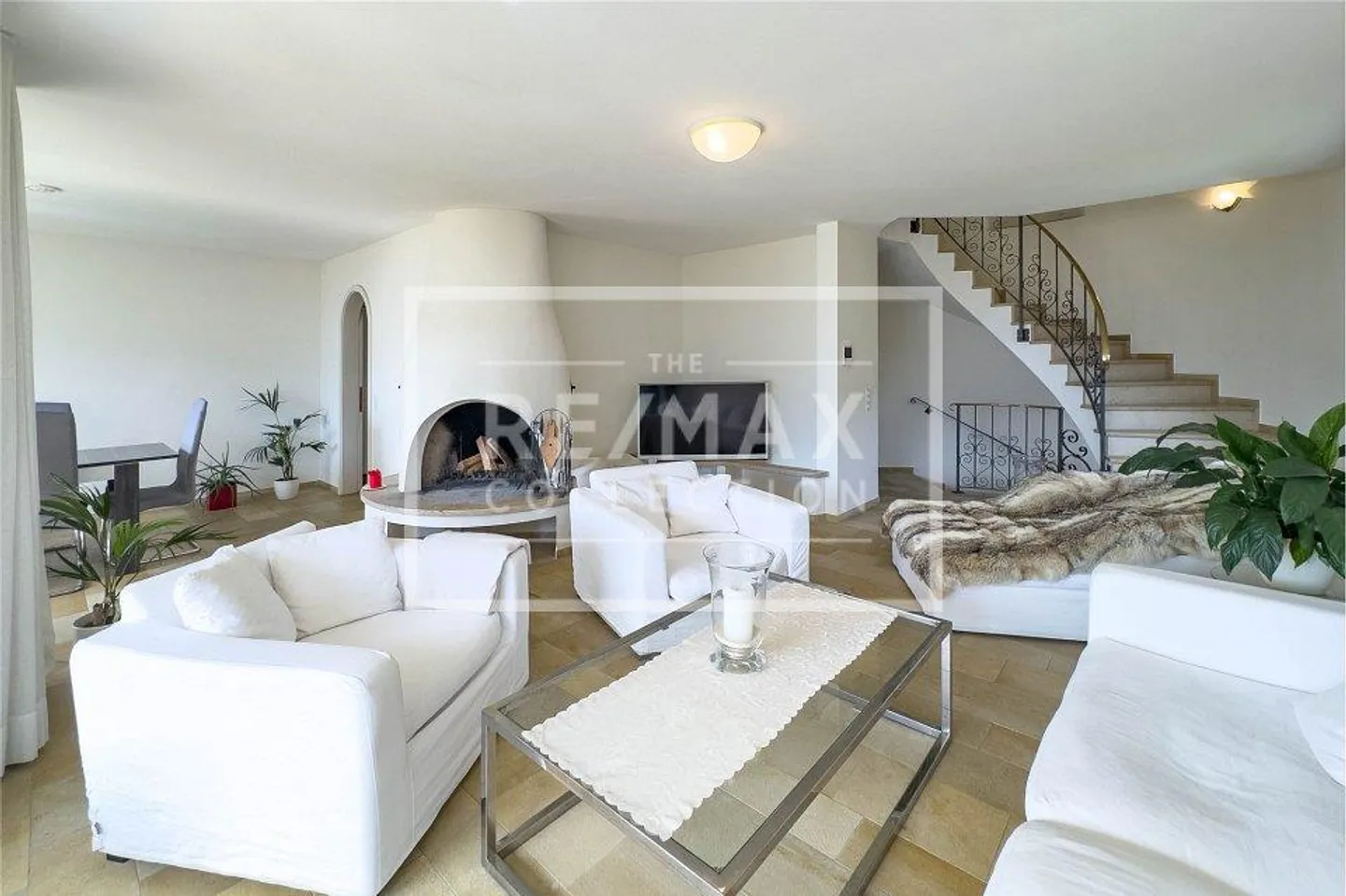 Beautiful villa with stunning lake view in Ascona - Photo 4 of 13