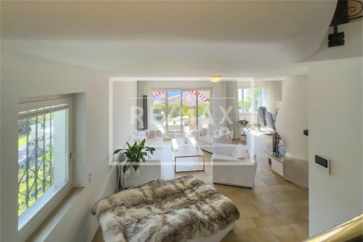 Beautiful villa with stunning lake view in Ascona - Photo 5 of 13