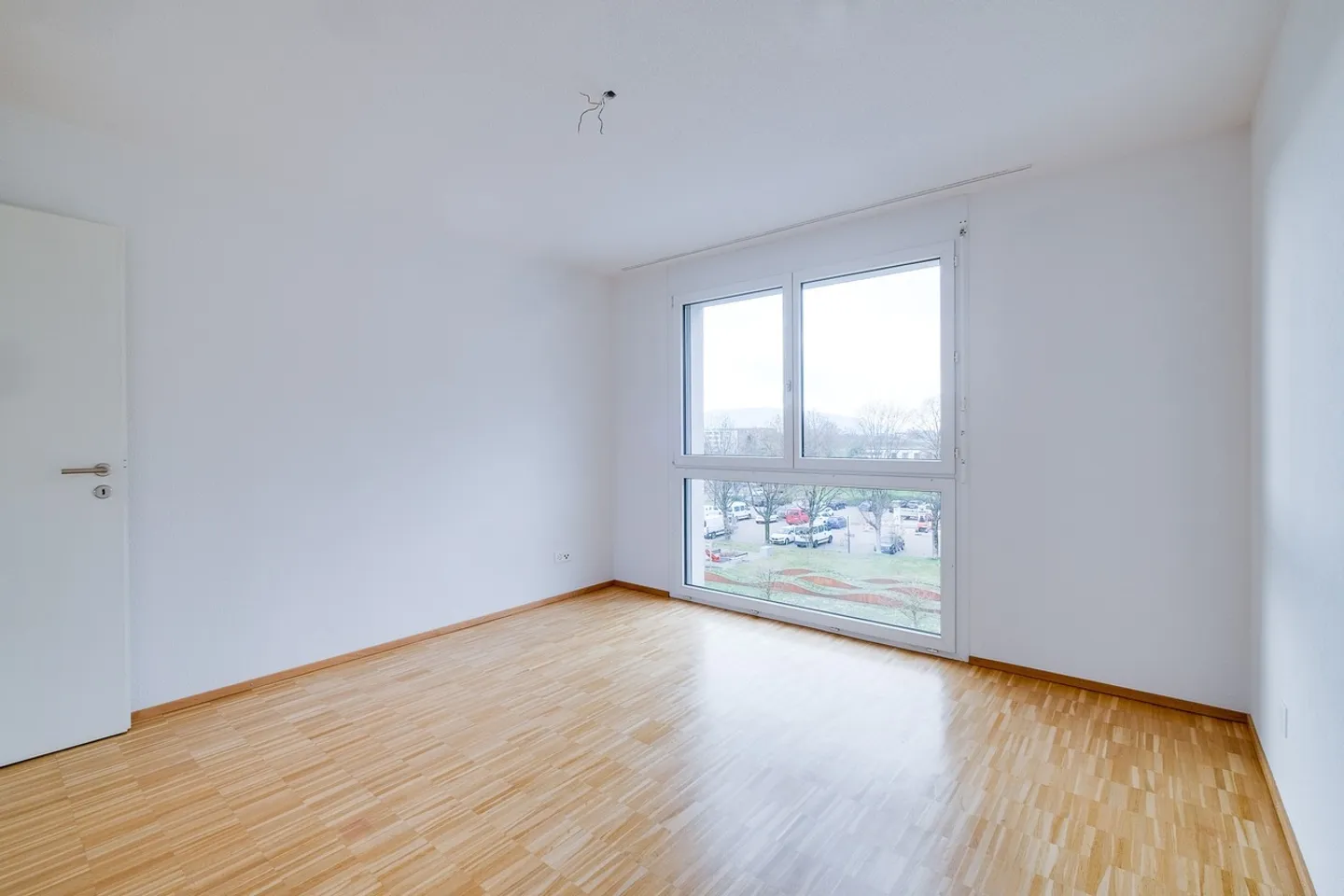 For Sunny Moments - Large Rooftop Terrace in the Heart of Egerkingen - Photo 5 of 11