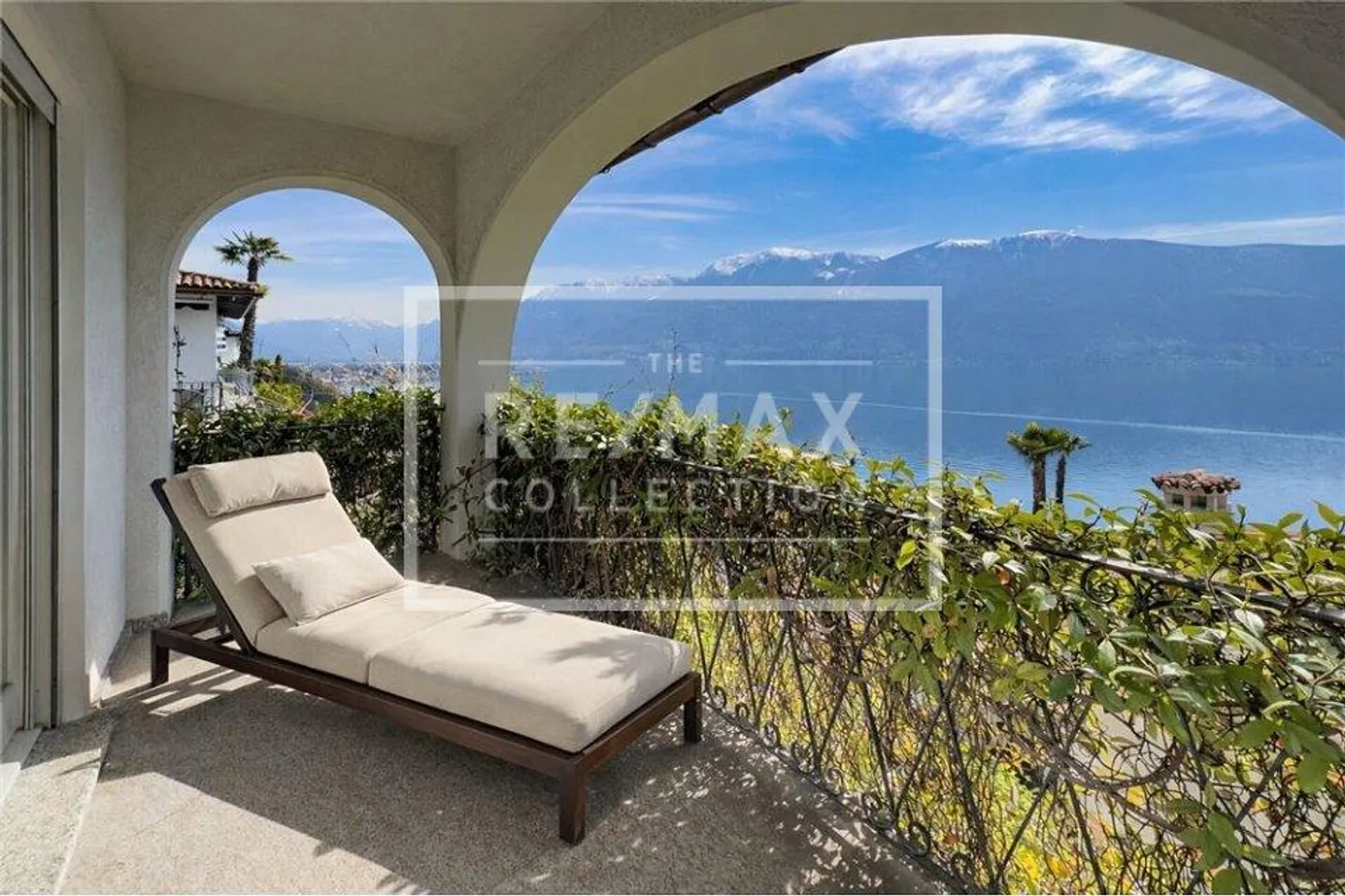 Beautiful villa with stunning lake view in Ascona - Photo 13 of 13