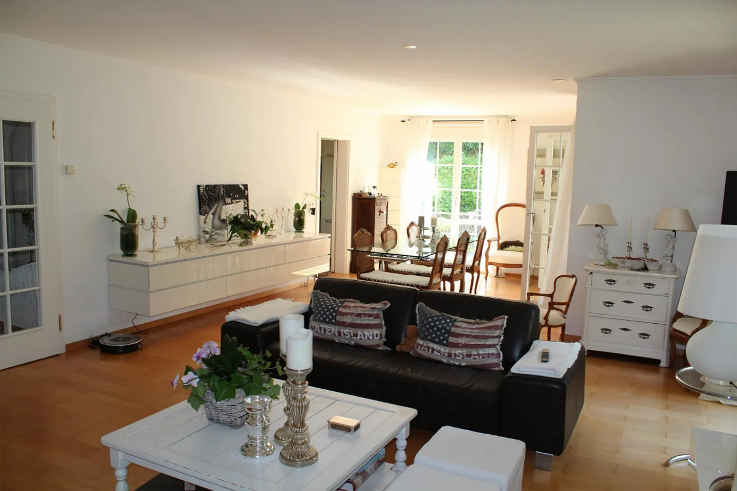 Exklusives Einfamilienhaus mit 6,5 Zimmern, Garten und Pool in Riehen - Foto 4 von 15