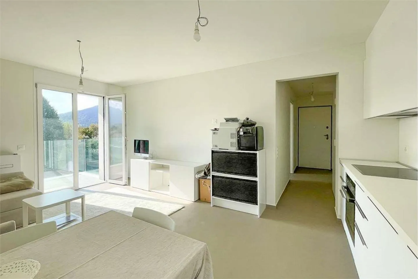 Un appartement de 2,5 pièces avec du caractère, prêt à vous accueillir - Photo 1 sur 7