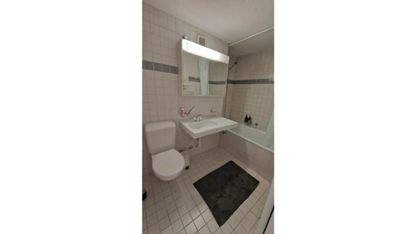 APPARTEMENT 2½ PIÈCES À ZURICH - DISTRICT 10 RÜTIHOF, MEUBLÉ, TEMPORAIRE - Photo 7 sur 8