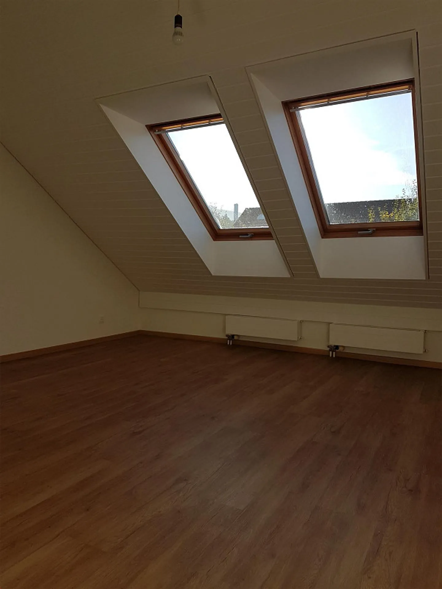 Appartement sous les combles de 2 1/2 pièces - Photo 9 sur 11