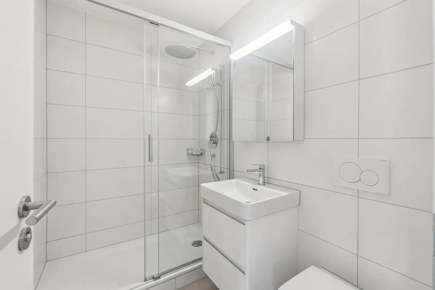 Living in the Heart of the City of St. Gallen - Photo 3 of 6